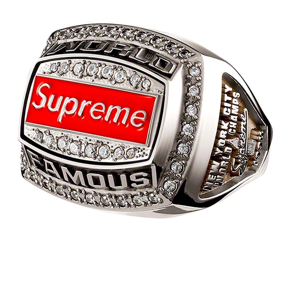 Supreme®/Jostens World Famous Champion Ring